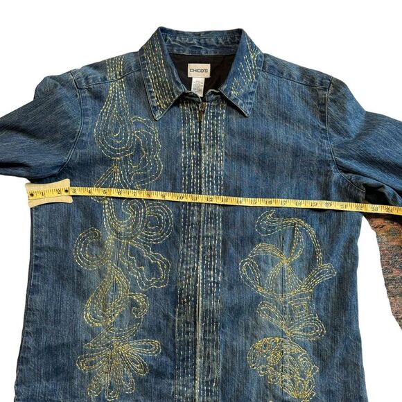 Chico's  Women's Blue Denim Jean Jacket Embroidered Zip Up Size 2 (12) - Picture 5 of 8